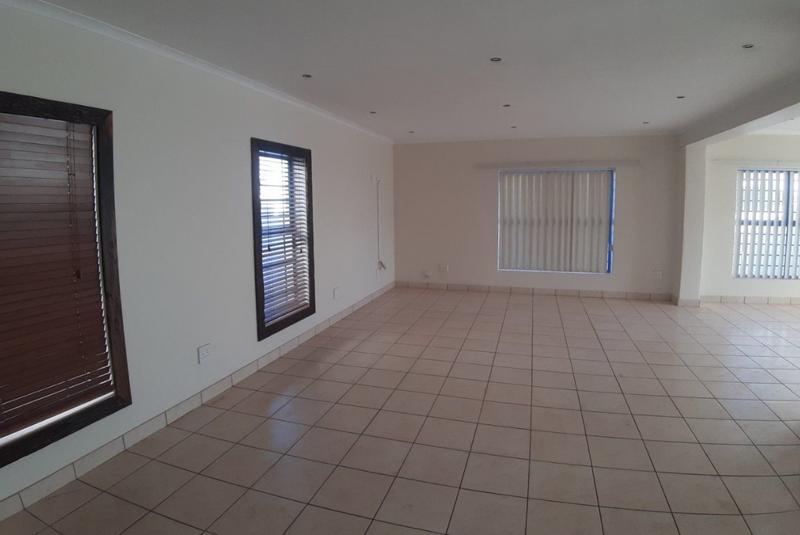 4 Bedroom Property for Sale in Blue Lagoon Western Cape